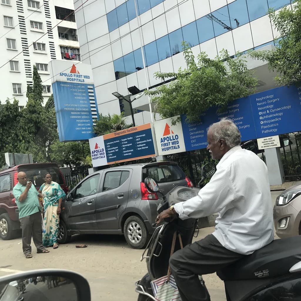 Apollo First Med Hospital, Kilpauk, Chennai