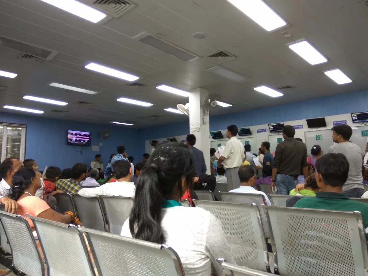 AIIMS FREE MEDICINE CENTER