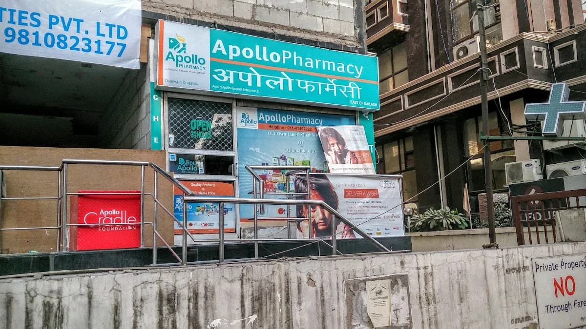 Apollo Pharmacy East of Kailash image 1