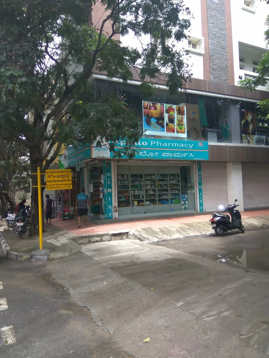 Apollo Pharmacy Sector 1