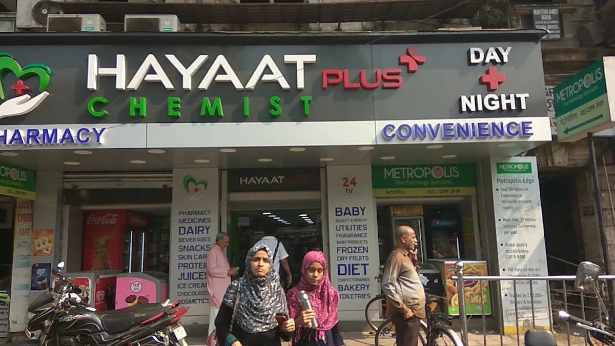 Hayaat Plus Chemist