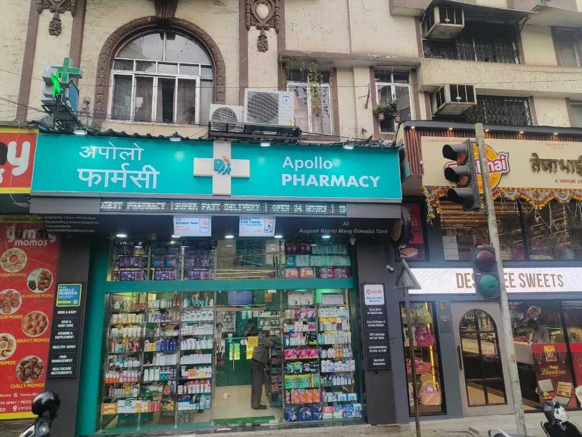 Apollo Pharmacy August Kranti Marg Kemps Corner image 1