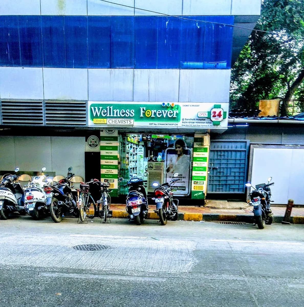 Wellness Forever - Kandivali East
