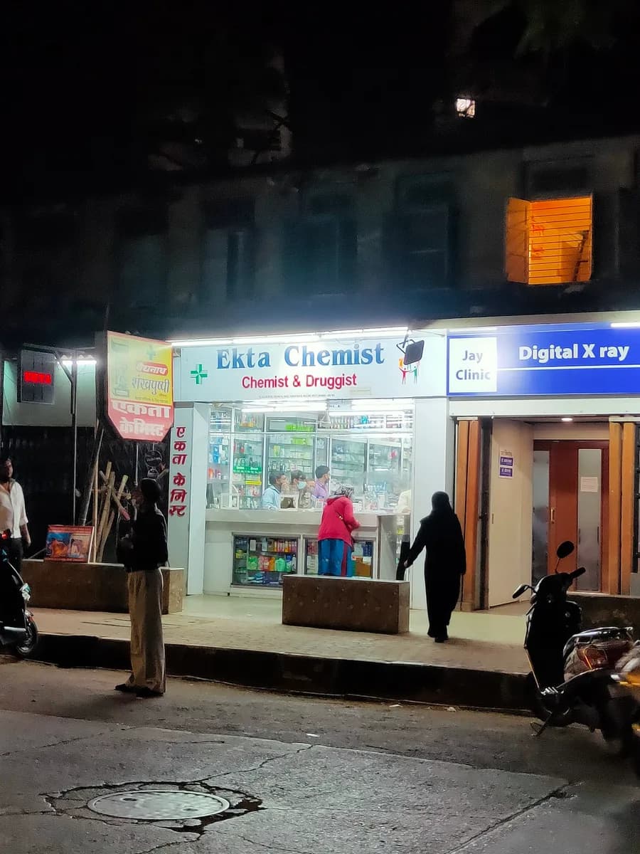 Ekta Chemist