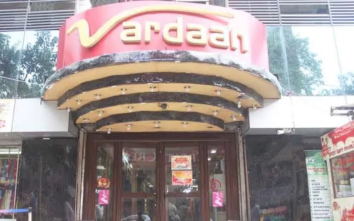 Vardaan Market